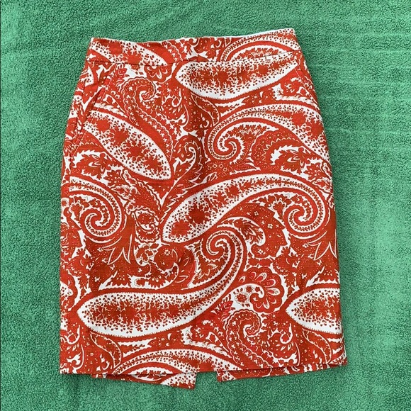 J Crew Pencil Skirt - Picture 1 of 3